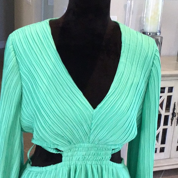 Jonathan Simkhai London cutout dress, color is kiwi, size medium - Picture 2 of 8